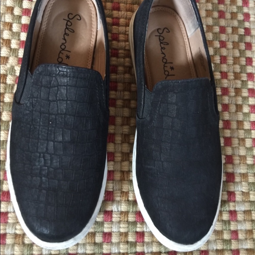 CLEARANCE! Splendid sneaker - 6.5 - black